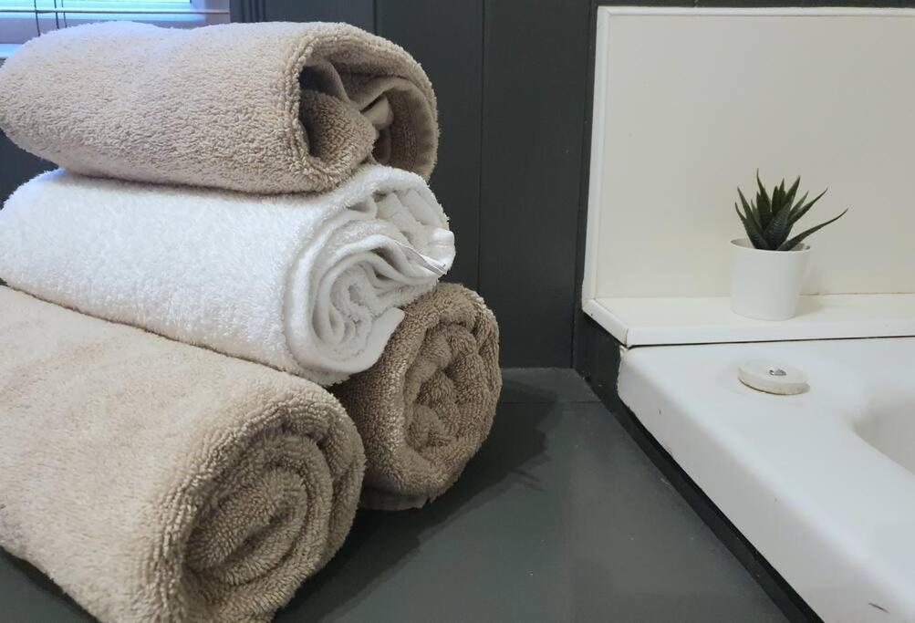 Little Cosy Getaway - York Villa Kültér fotó