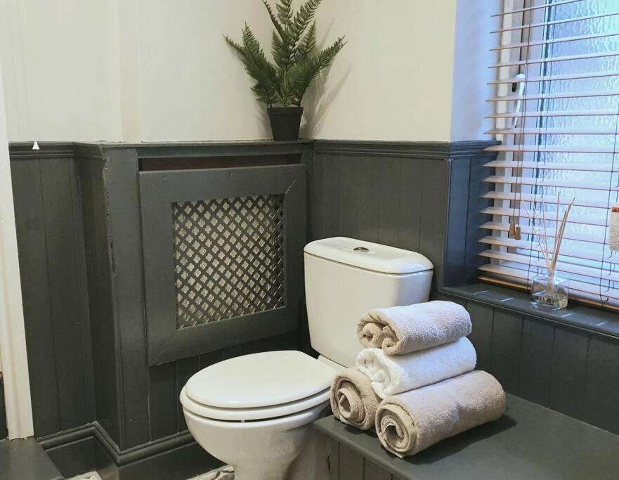 Little Cosy Getaway - York Villa Kültér fotó